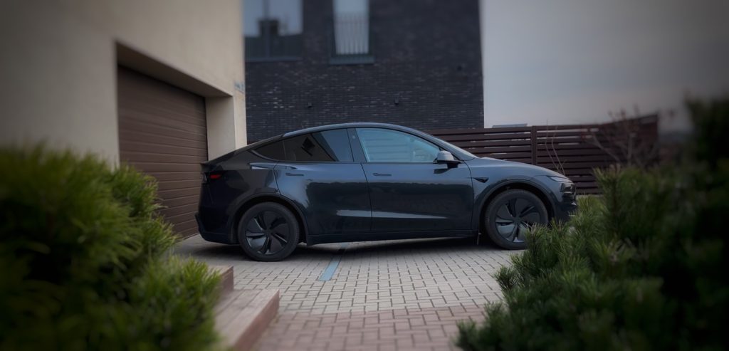 Tesla_Model_Y_2025_Lietuvoje
